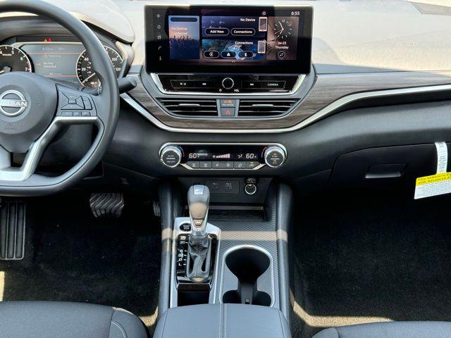 2026 Nissan Altima SR FWD