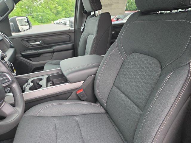 2026 RAM Ram 1500 RAM 1500 EXPRESS CREW CAB 4X4 57 BOX 2026 RAM Ram 1500 RAM 1500 EXPRESS CREW CAB 4X4 57 BOX