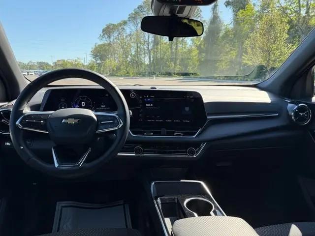 2025 Chevrolet Equinox FWD LT