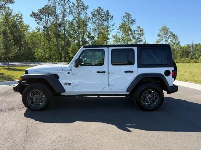 2025 Jeep Wrangler 4-Door Summit 4x4
