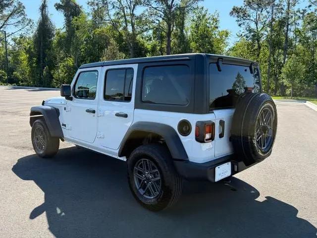 2025 Jeep Wrangler 4-Door Summit 4x4