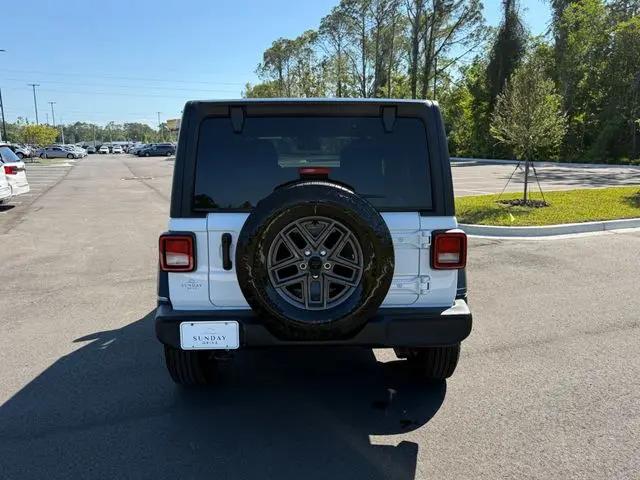 2025 Jeep Wrangler 4-Door Summit 4x4