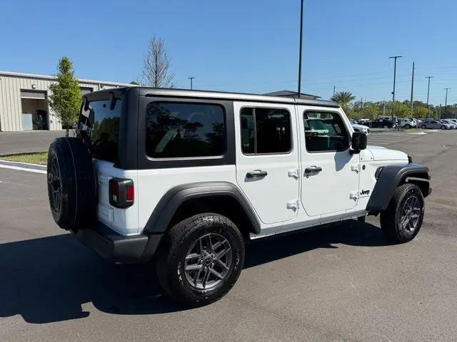 2025 Jeep Wrangler 4-Door Summit 4x4