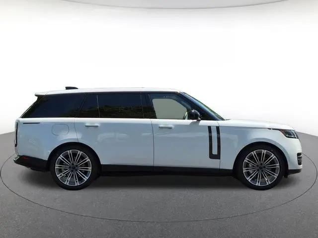 2026 Land Rover Range Rover P530 SE 7 Seat