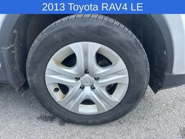 2013 Toyota RAV4 LE