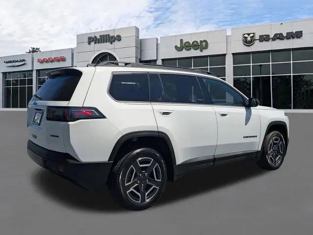 2026 Jeep Cherokee Laredo 4x4