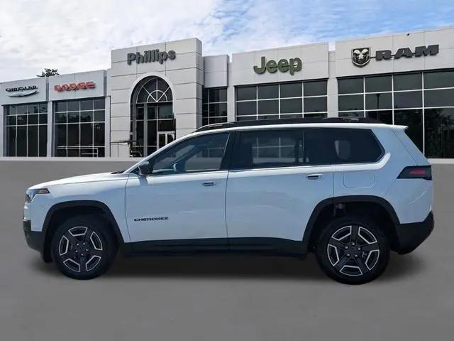 2026 Jeep Cherokee Laredo 4x4