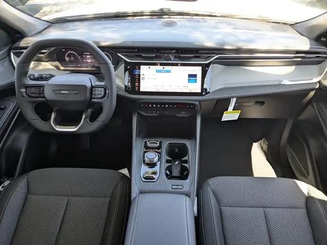 2026 Jeep Cherokee Laredo 4x4
