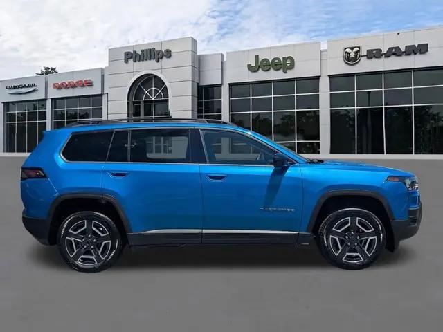 2026 Jeep Cherokee Laredo 4x4
