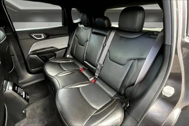2023 Jeep Compass Latitude Lux FWD