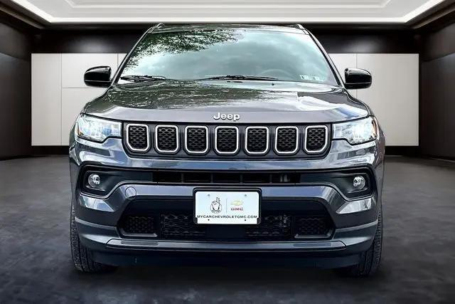 2023 Jeep Compass Latitude Lux FWD