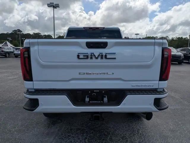 2026 GMC Sierra 2500HD Crew Cab, Standard Bed, Denali Ultimate, 4WD