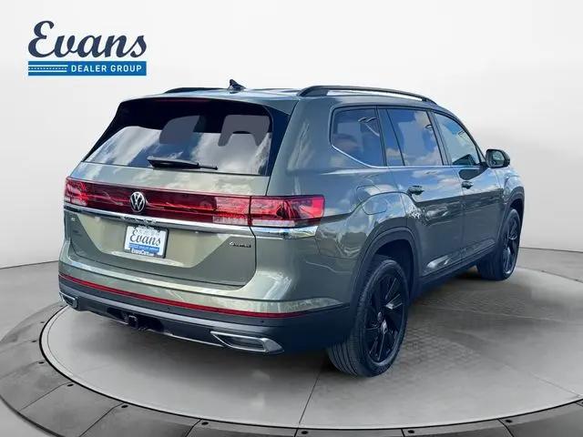 2026 Volkswagen Atlas SE with Technology