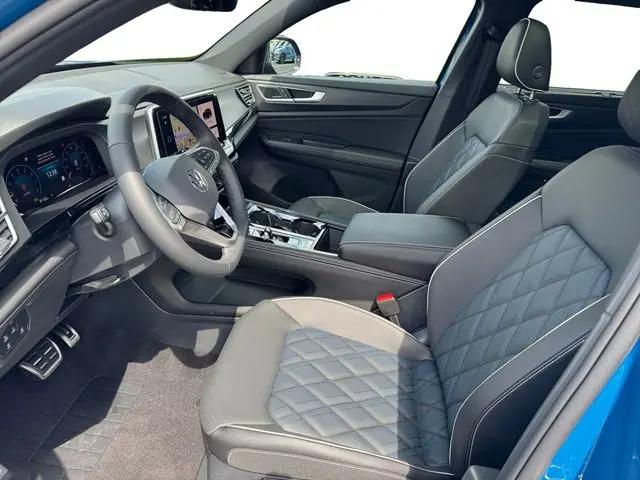 2026 Volkswagen Atlas Cross Sport SEL Premium R-Line