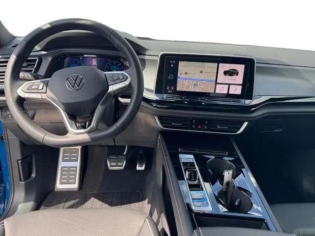 2026 Volkswagen Atlas Cross Sport SEL Premium R-Line