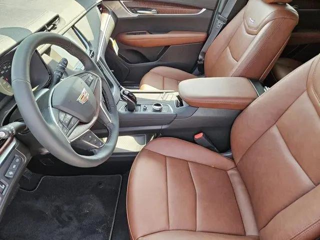 2026 Cadillac XT5 Premium Luxury FWD