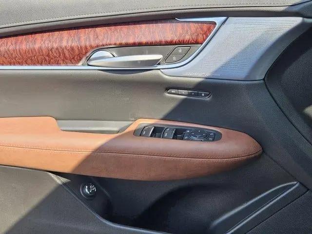 2026 Cadillac XT5 Premium Luxury FWD