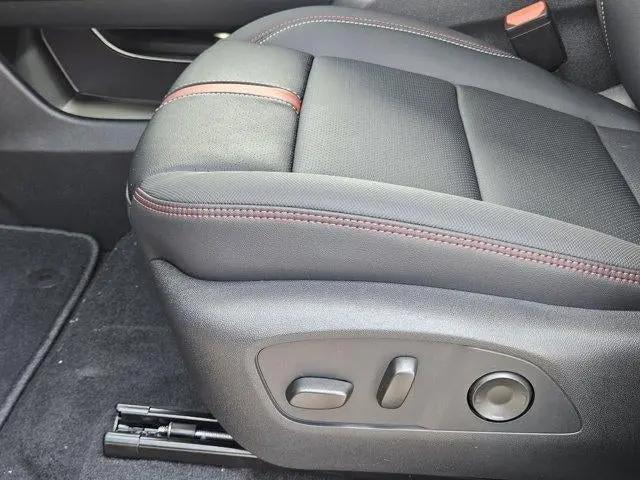 2026 Chevrolet Traverse FWD RS