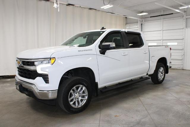 2022 Chevrolet Silverado 1500 4WD Crew Cab Standard Bed LT