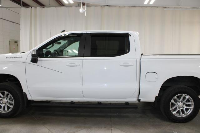 2022 Chevrolet Silverado 1500 4WD Crew Cab Standard Bed LT