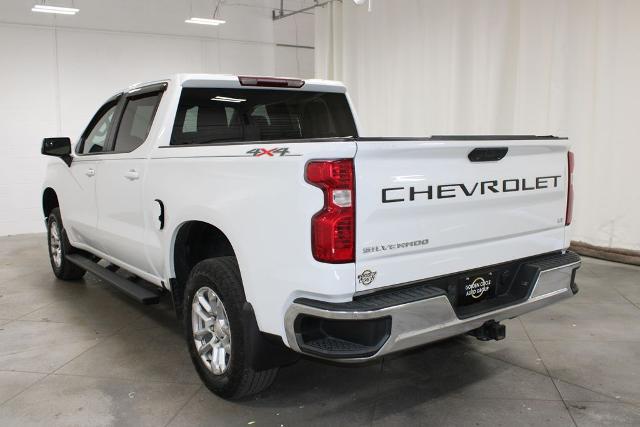2022 Chevrolet Silverado 1500 4WD Crew Cab Standard Bed LT