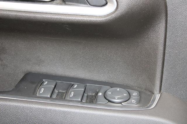 2022 Chevrolet Silverado 1500 4WD Crew Cab Standard Bed LT