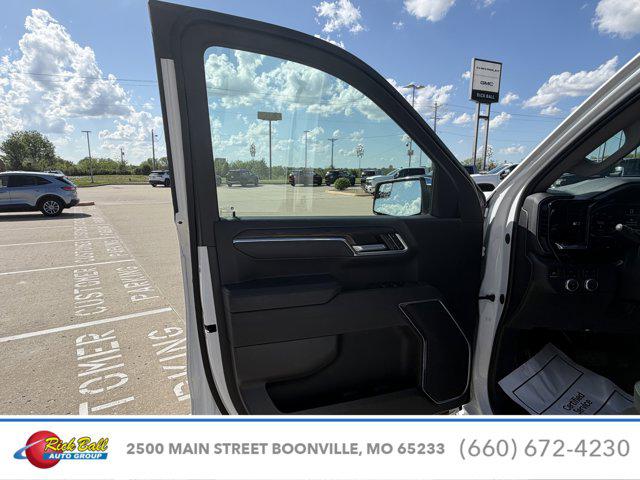 2025 GMC Sierra 1500 4WD Crew Cab Short Box SLT
