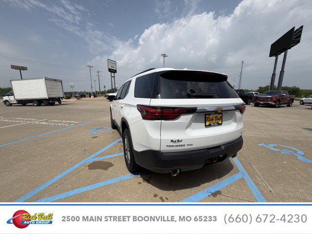 2023 Chevrolet Traverse AWD LT Cloth