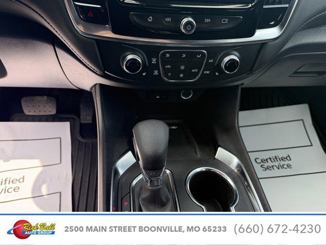 2023 Chevrolet Traverse AWD LT Cloth