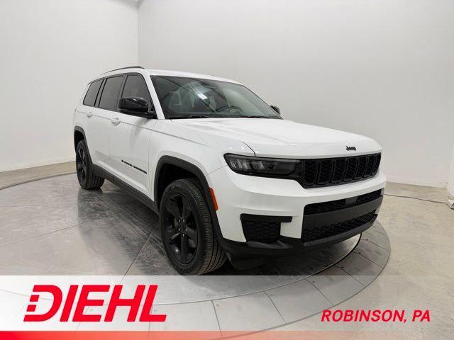 2022 Jeep Grand Cherokee L Altitude 4x4 2022 Jeep Grand Cherokee L Altitude 4x4
