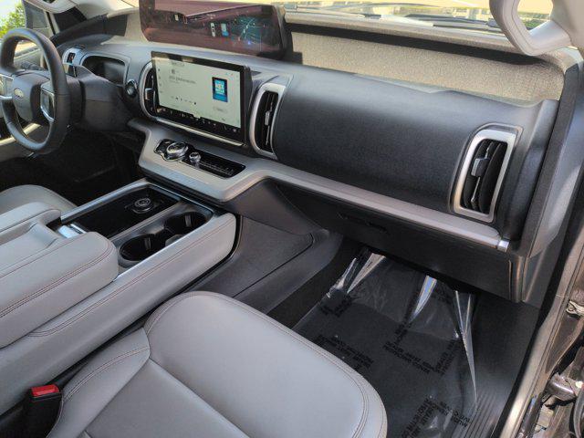 2025 Ford Expedition Active MAX