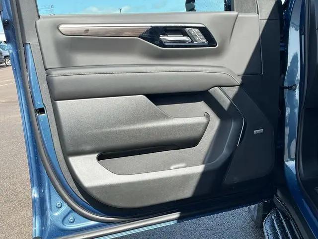 2026 Chevrolet Tahoe 4WD Premier