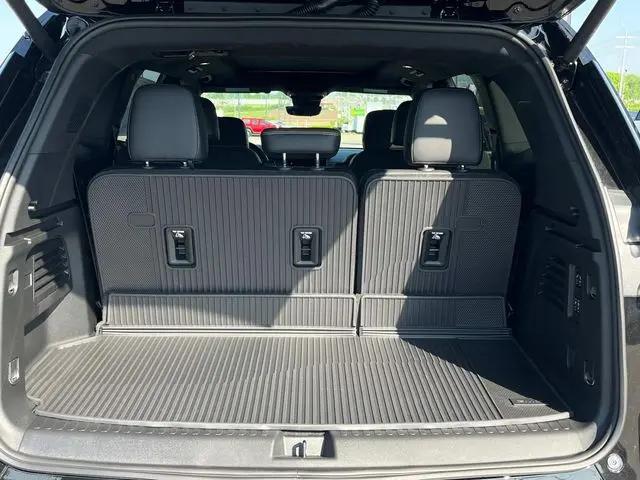 2026 GMC Acadia Denali Ultimate FWD