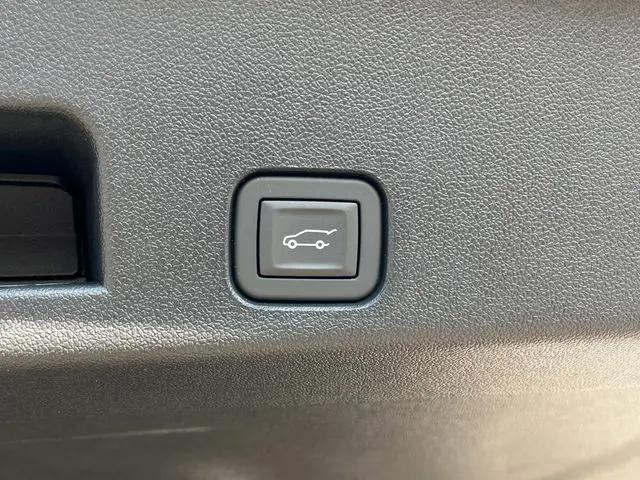 2026 GMC Acadia Denali Ultimate FWD