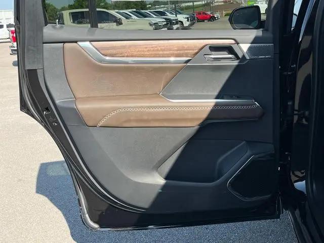 2026 GMC Acadia Denali Ultimate FWD