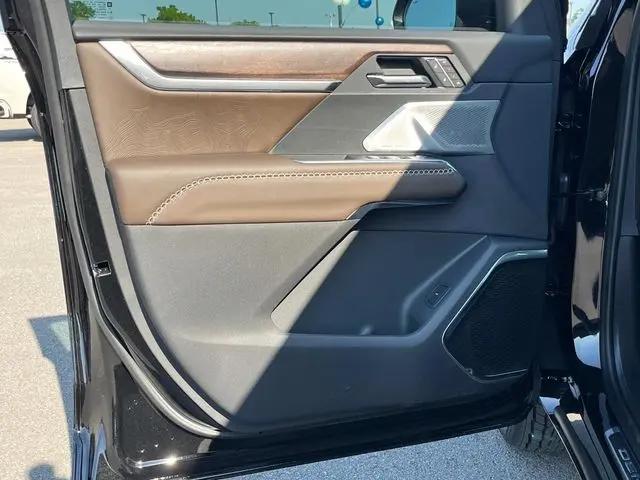 2026 GMC Acadia Denali Ultimate FWD