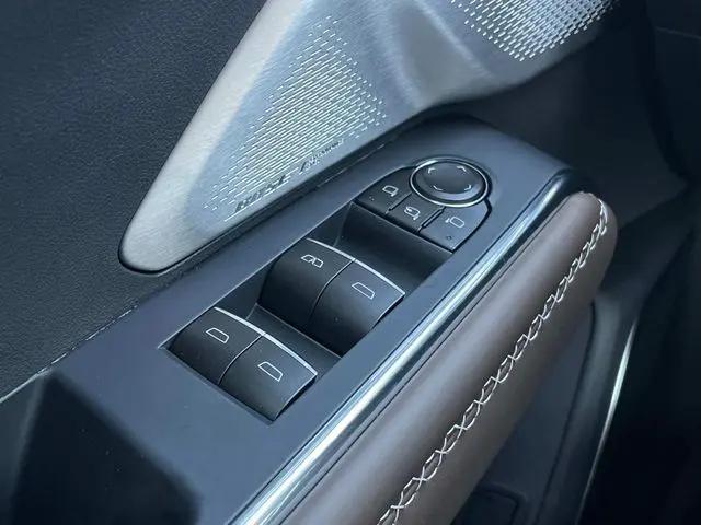 2026 GMC Acadia Denali Ultimate FWD
