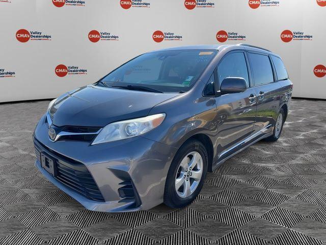 2020 Toyota Sienna LE