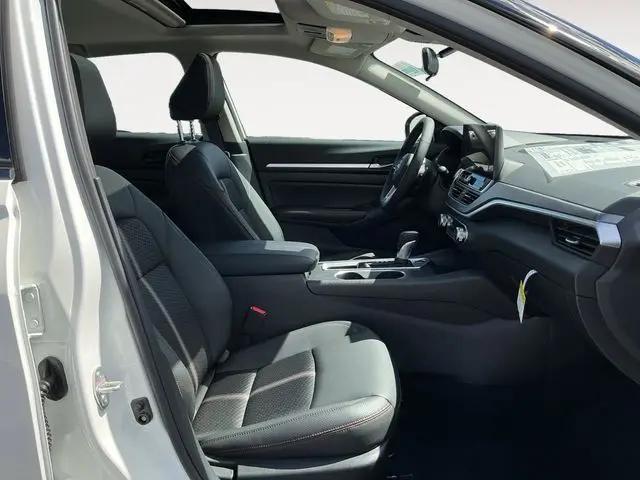 2026 Nissan Altima SR FWD