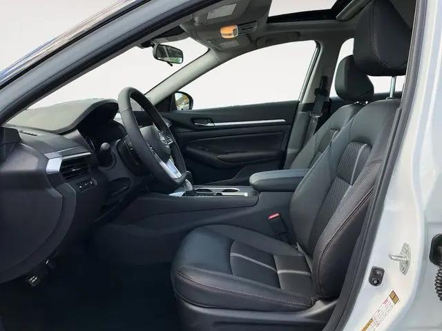 2026 Nissan Altima SR FWD