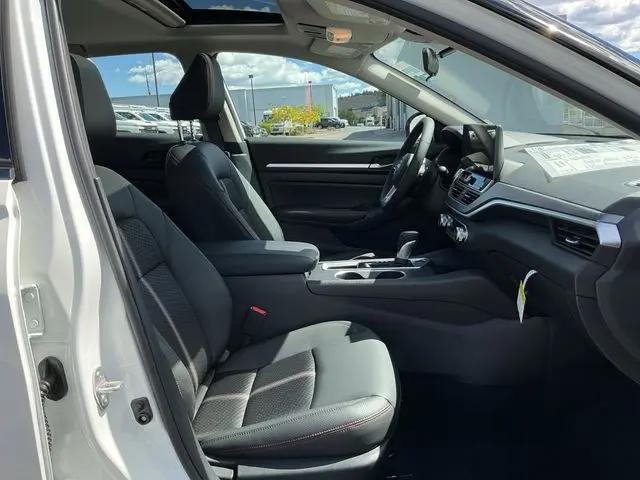 2026 Nissan Altima SR FWD