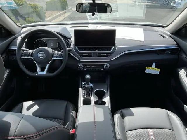 2026 Nissan Altima SR FWD