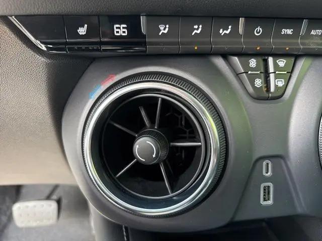 2025 Chevrolet Blazer AWD 2LT