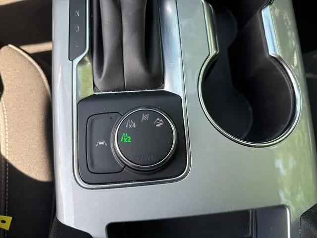 2025 Chevrolet Blazer AWD 2LT