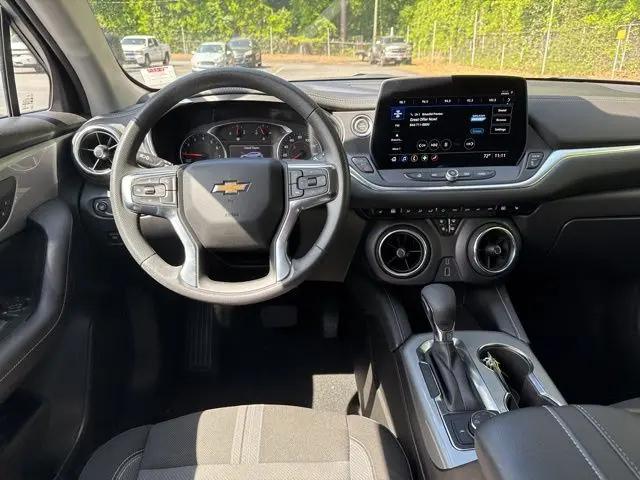 2025 Chevrolet Blazer AWD 2LT