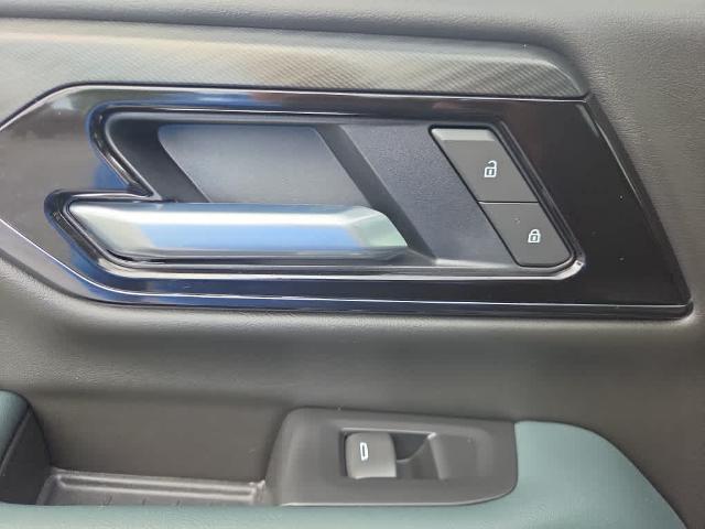 2026 GMC Yukon XL 4WD AT4