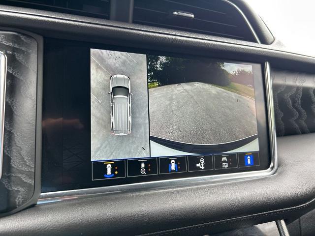 2023 GMC Yukon 4WD Denali