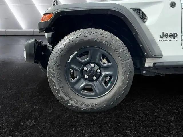 2024 Jeep Gladiator Sport