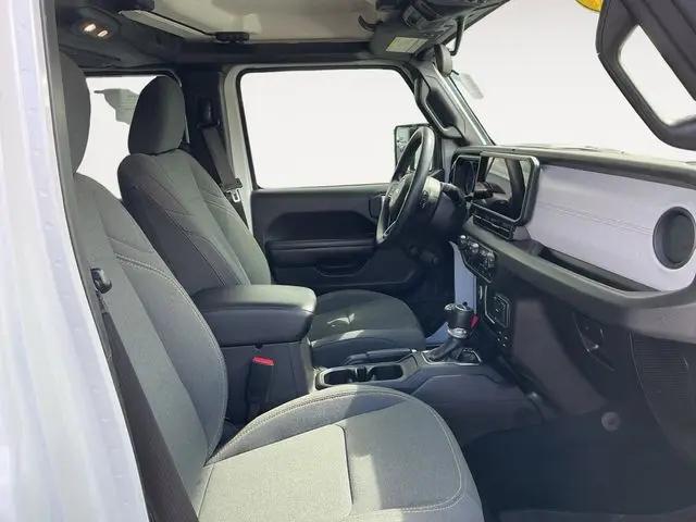 2024 Jeep Gladiator Sport