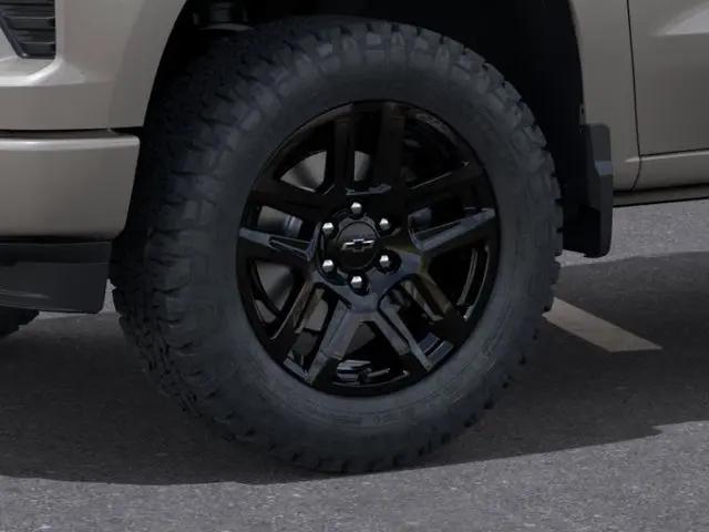 2026 Chevrolet Silverado 1500 4WD Crew Cab Short Bed Custom